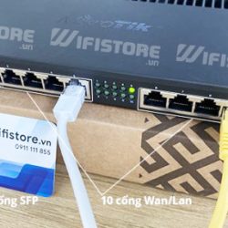 các cổng router chịu tải Mikrotik RB4011iGS+RM