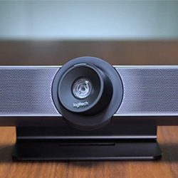 Logitech-Meetup-960-001101-4