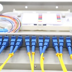 Hộp phối quang ODF 12FO gắn rack chính hãng, Dung lượng tối đa 12 sợi