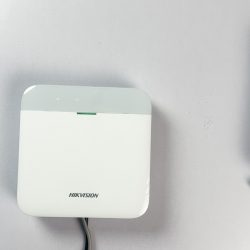 Hikvision DS-PWA64-L-WB | Trung tâm báo động không dây, hỗ trợ 32 user đồng thời