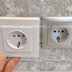 Aqara H2 EU | Ổ cắm âm tường thông minh , định mức điện 250 V